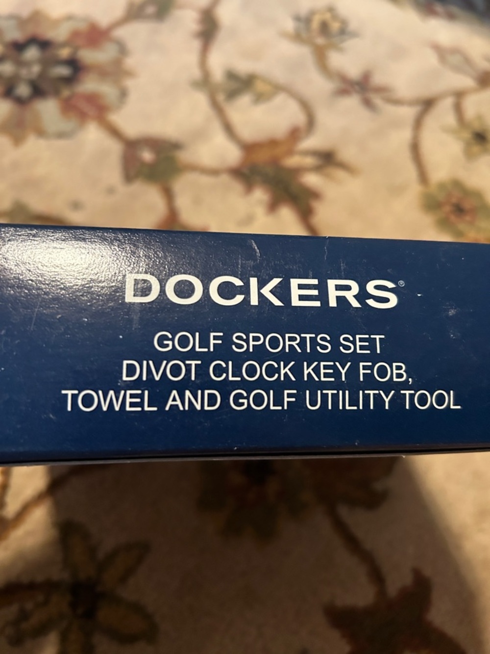 Dockers Men’s Golf Sports Set - Black Towel, Silver Divot Tool & Key Fob - Picture 4 of 5